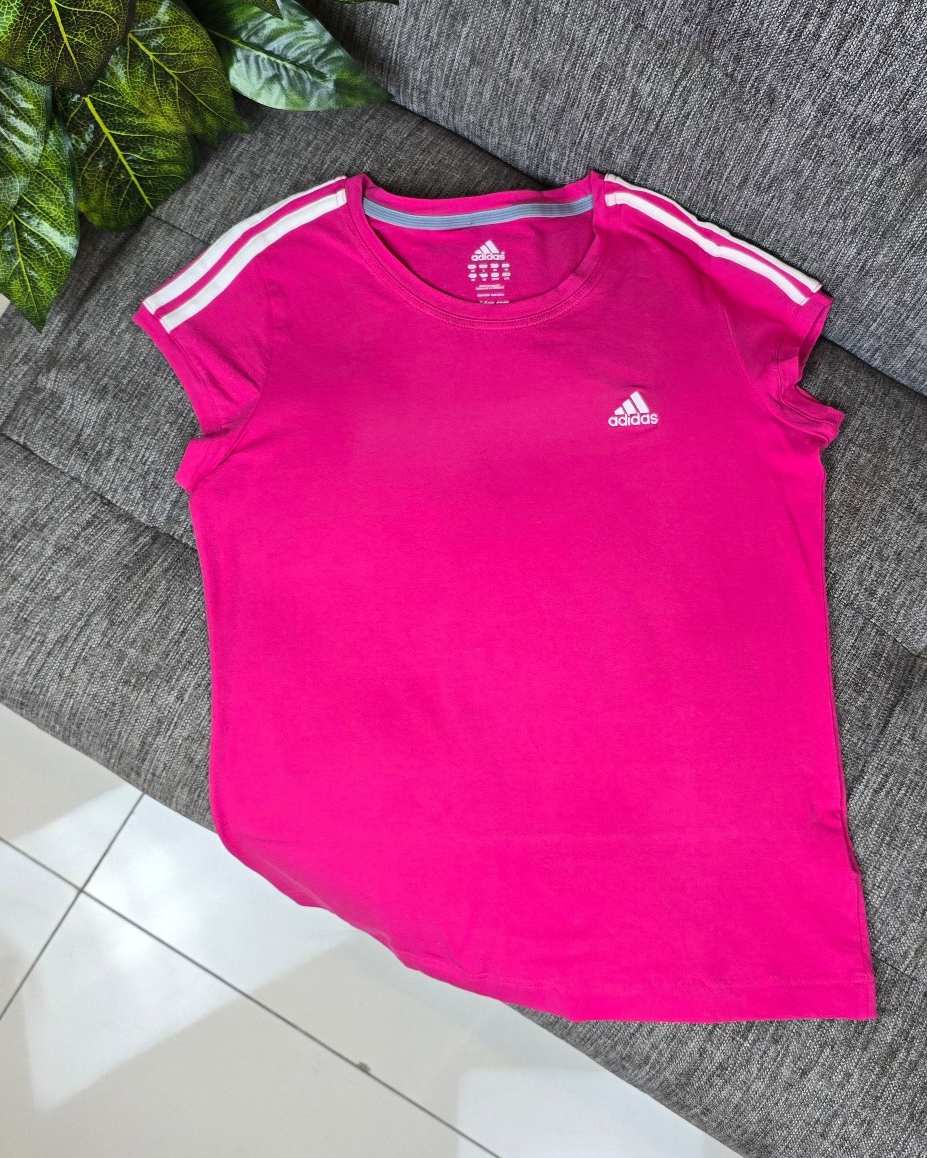 Adidas Ess Tee