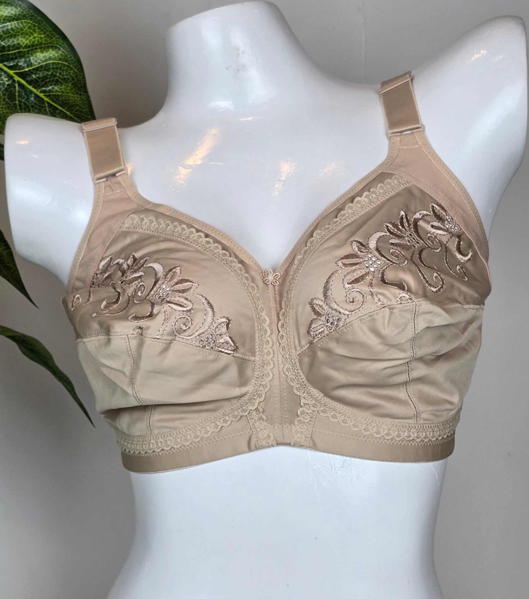 M&S Total Support Non-Wired Embroidered Bra