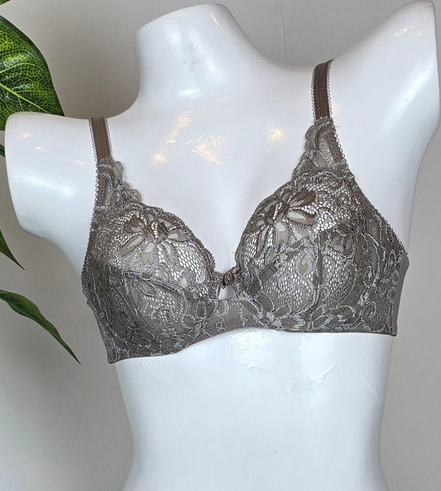 M&S All-Over Lace Full Cup Non-Padded Bra