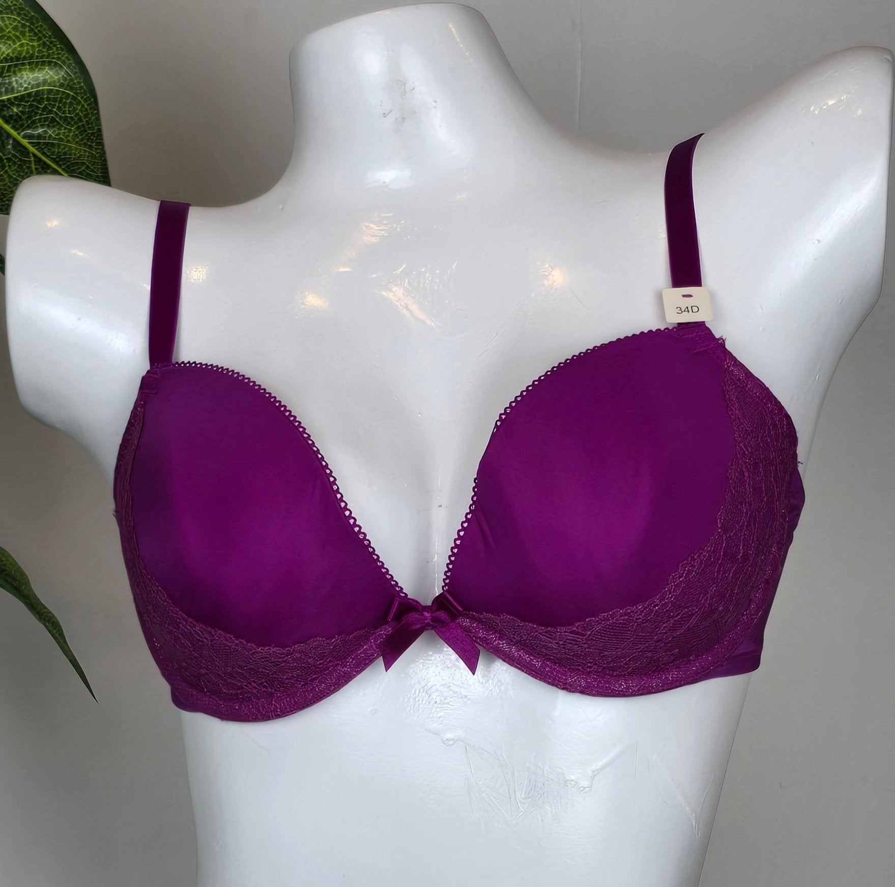 La Senza Beyond Cleavage Push-Up Bra with Lace Placement