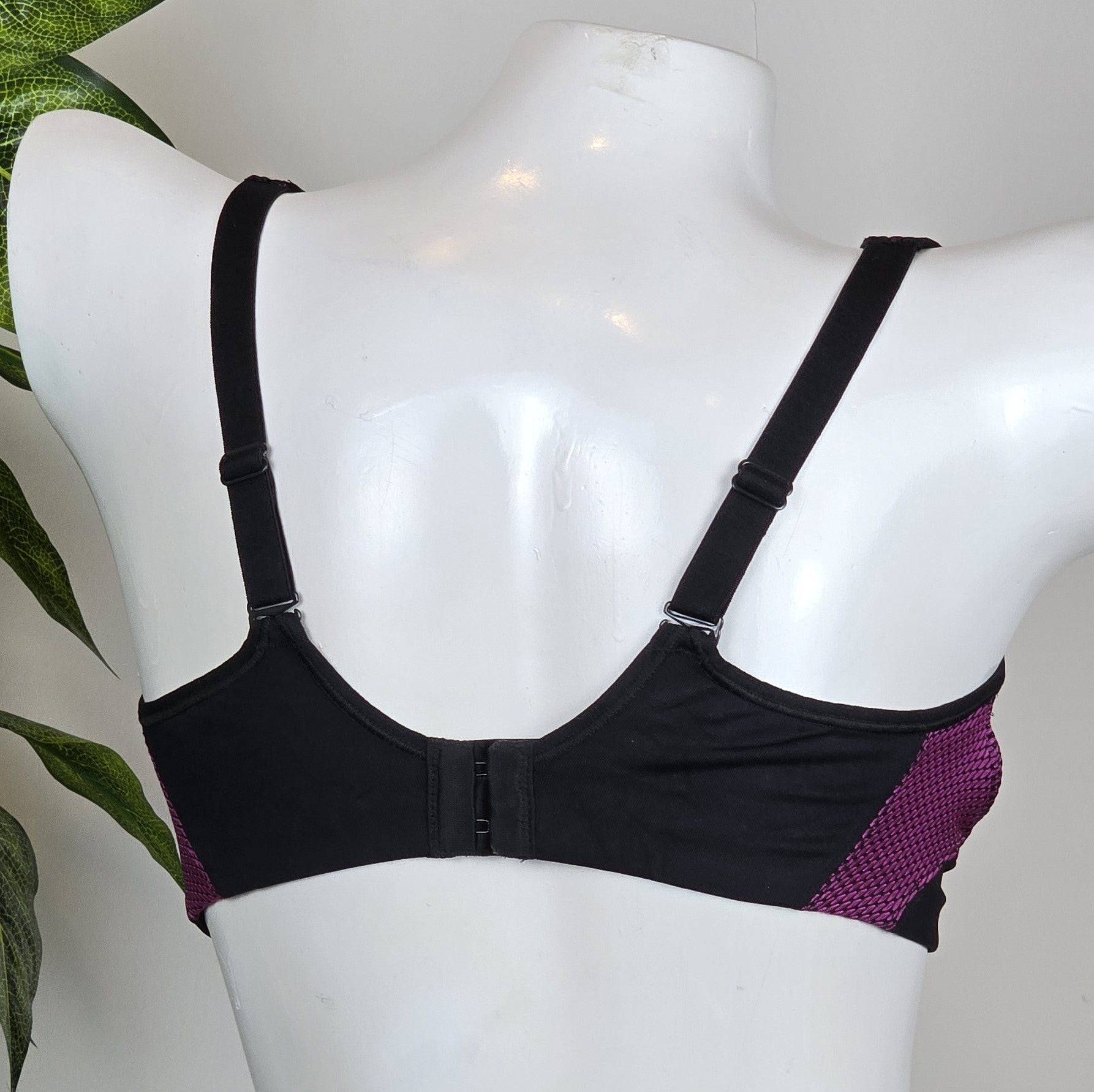 M&S High Impact Sports Non-Wired Bra