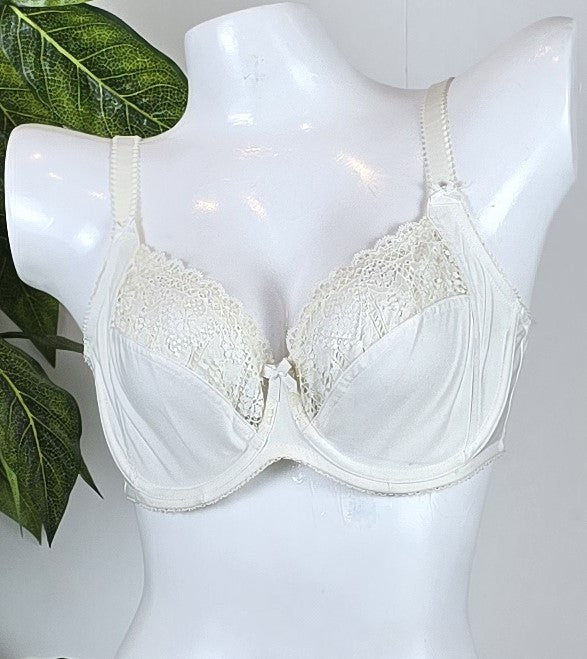 M&S Underwired Full Cup Non-Padded with Side Support Bra