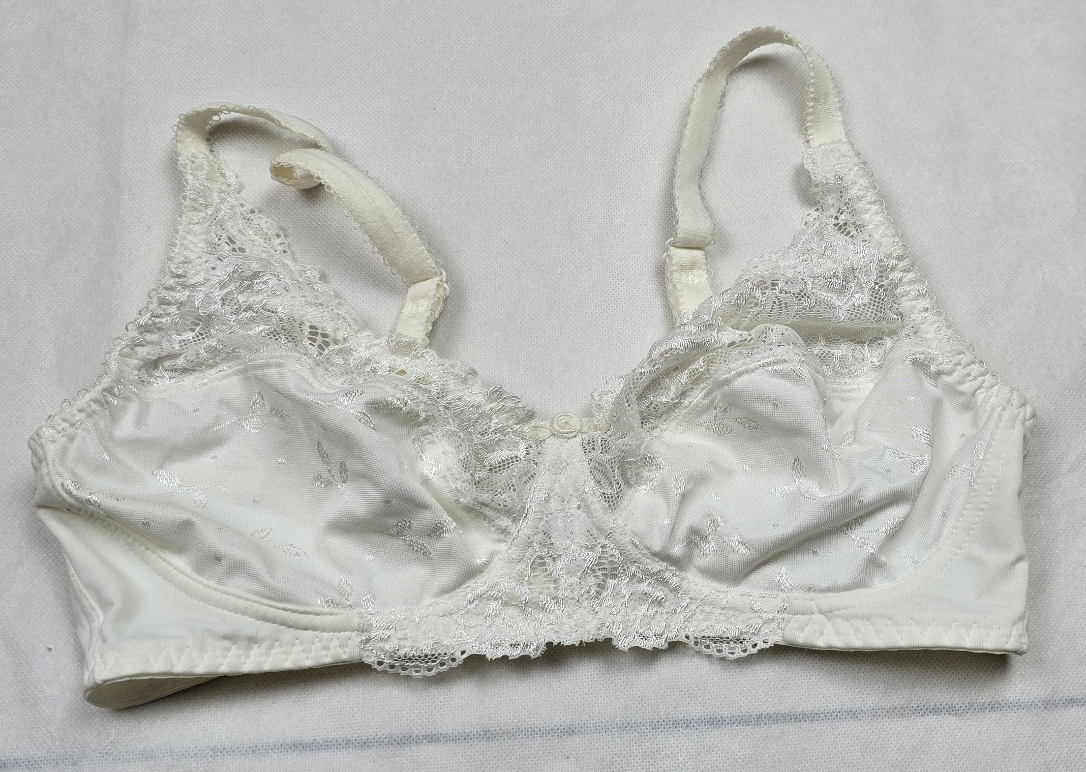 M&S Total Support Jacquard Lace Non-Wired Bra