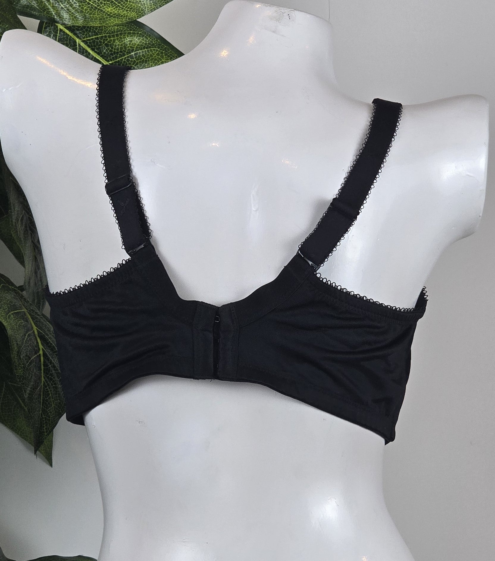 M&S Non-Wired Non-Padded Slip Straps Full Cup Bra