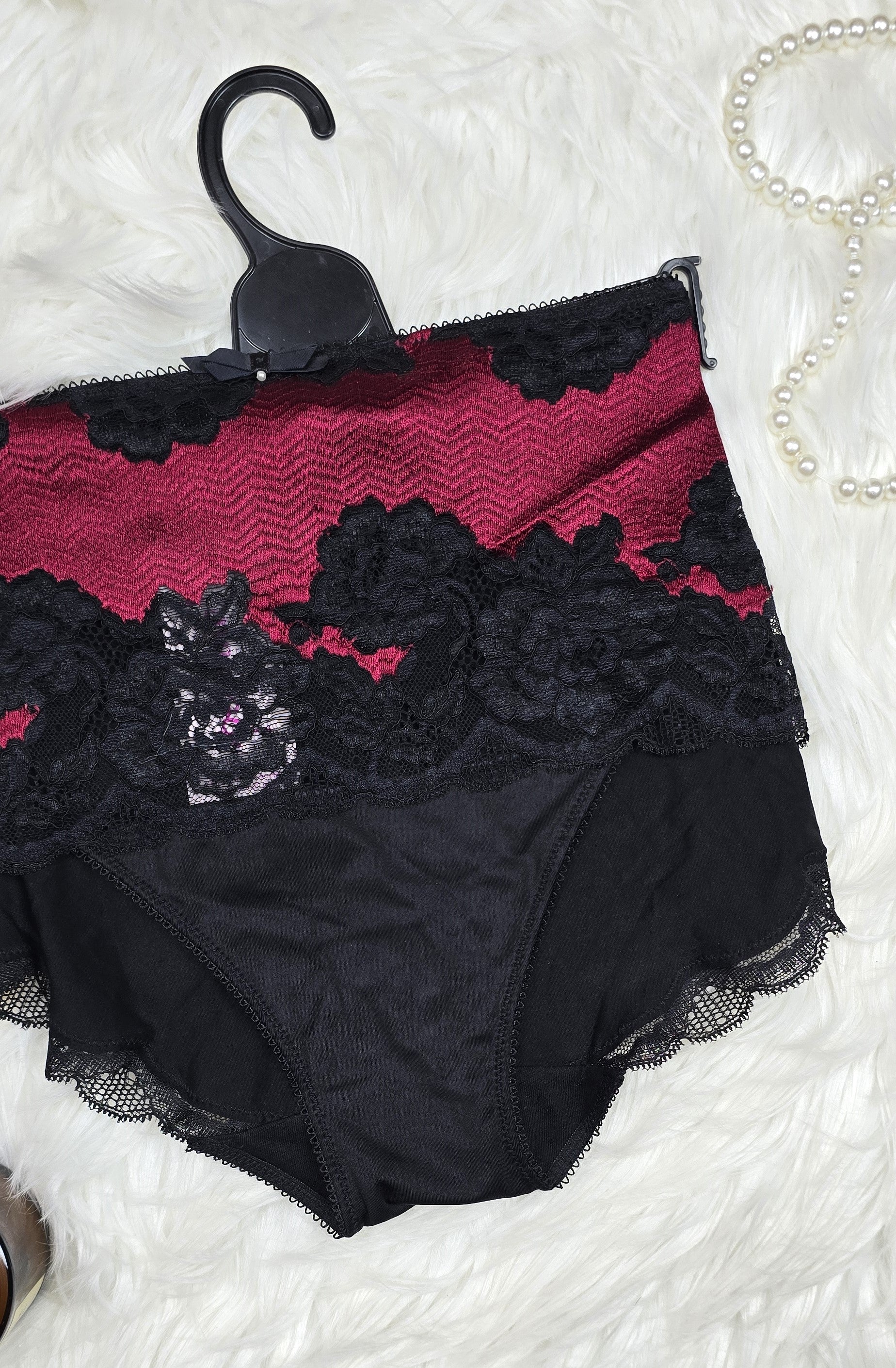 M&S Flatter Me Special Glamour Floral Lace Scallop Shorts