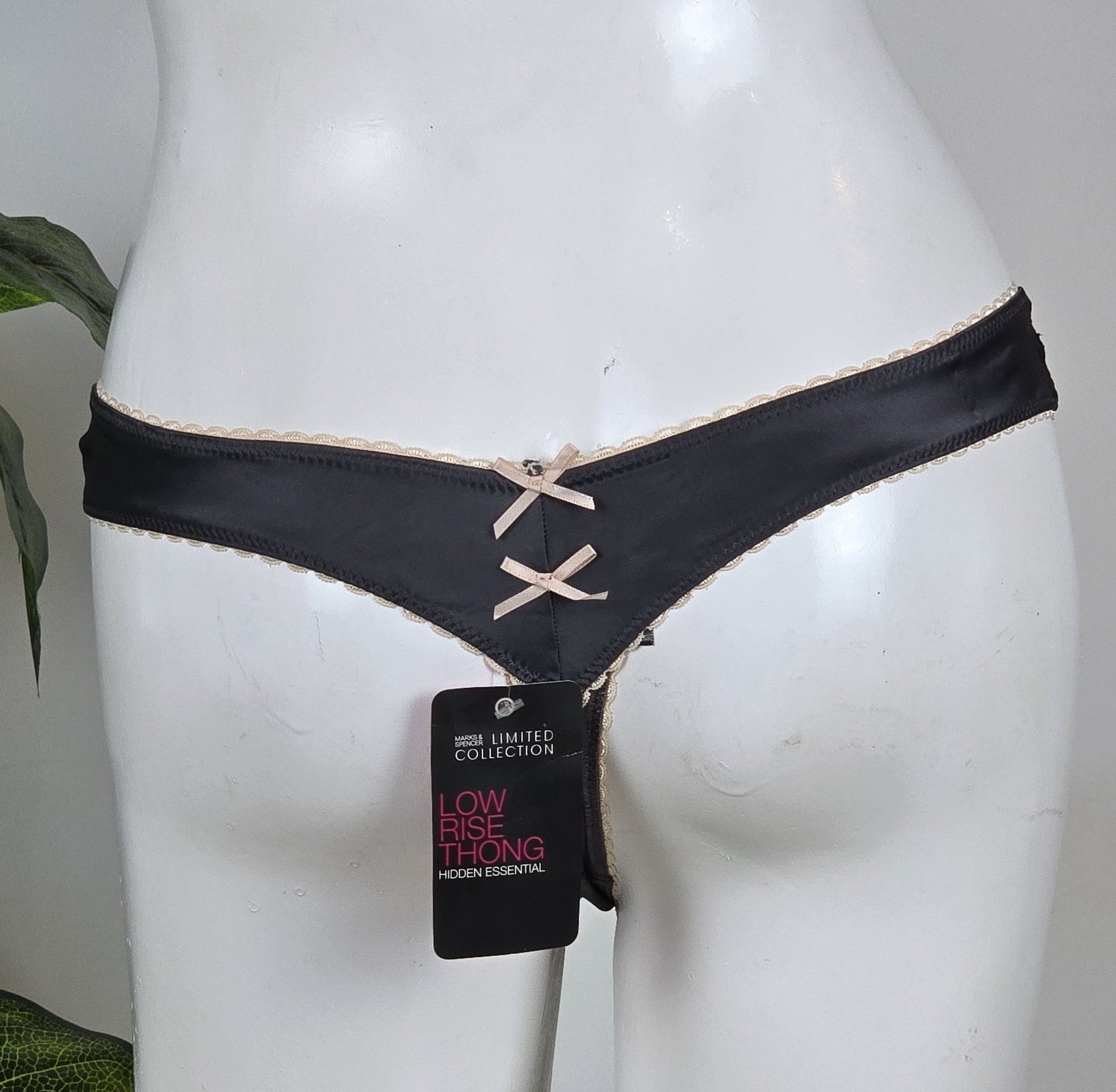 M&S Limited Collection Low Rise Thong