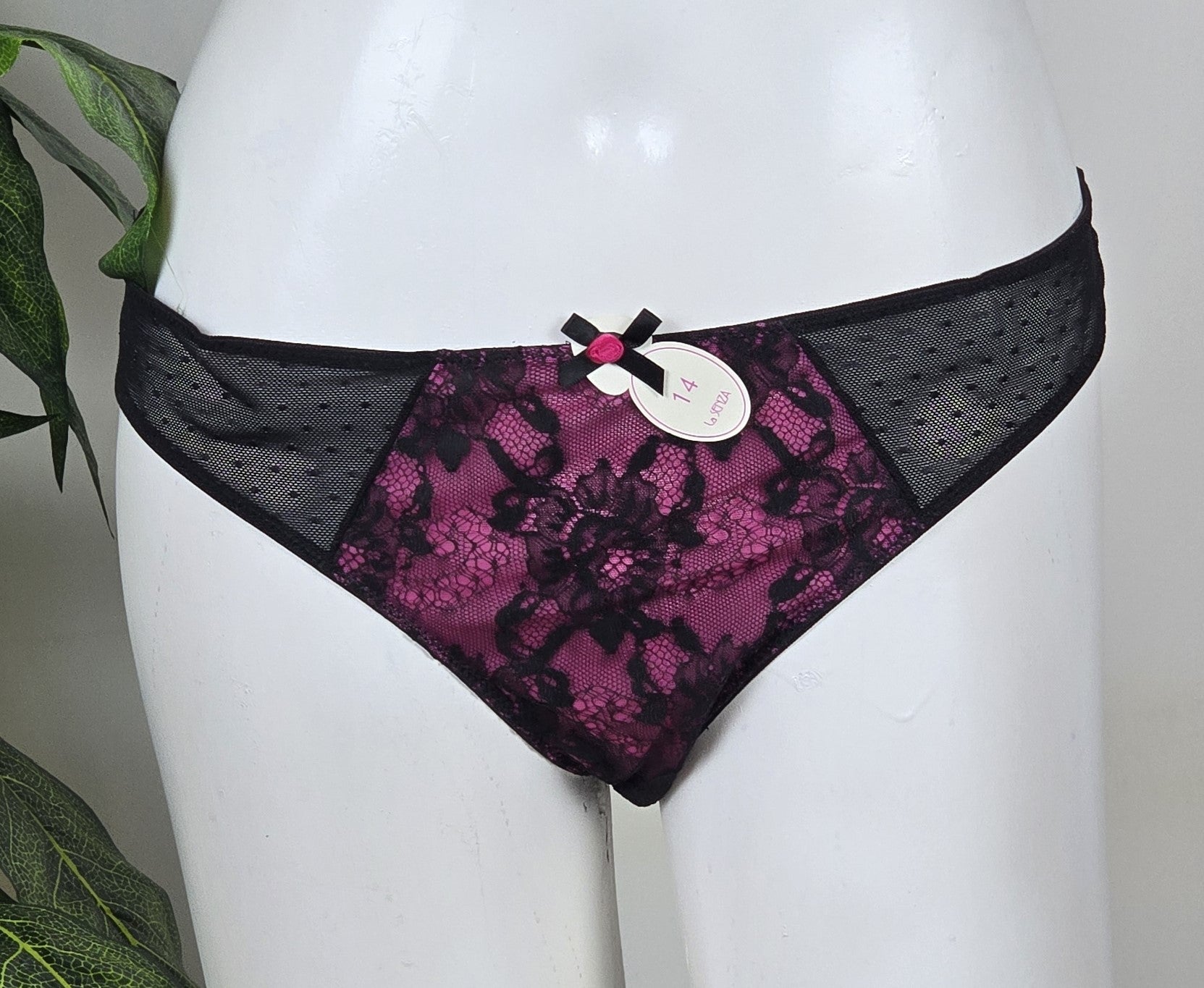 La Senza Jasmine Lace Black with Pink Brief