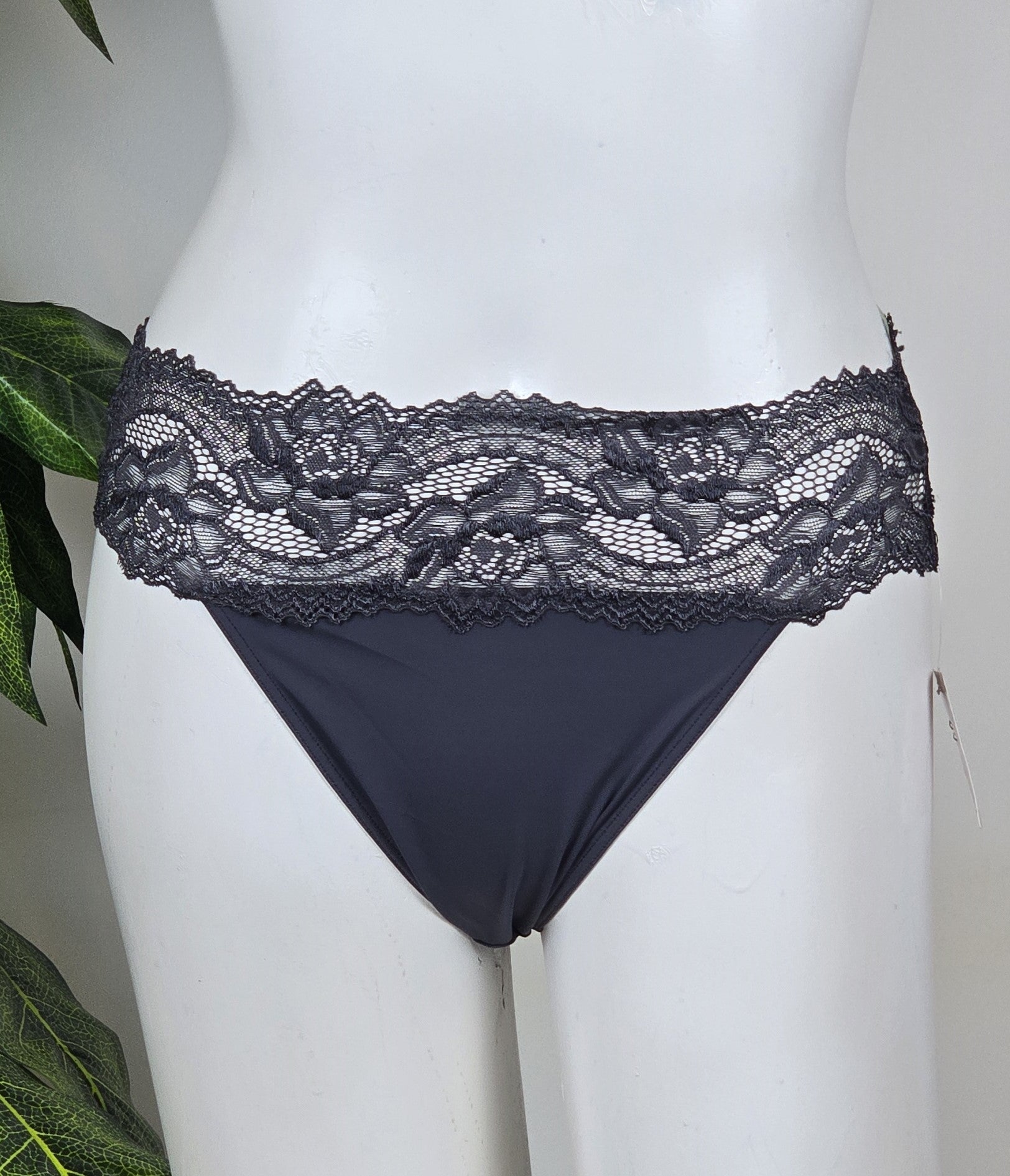 M&S Low Rise Lace Trim Bandeau High Leg Knickers