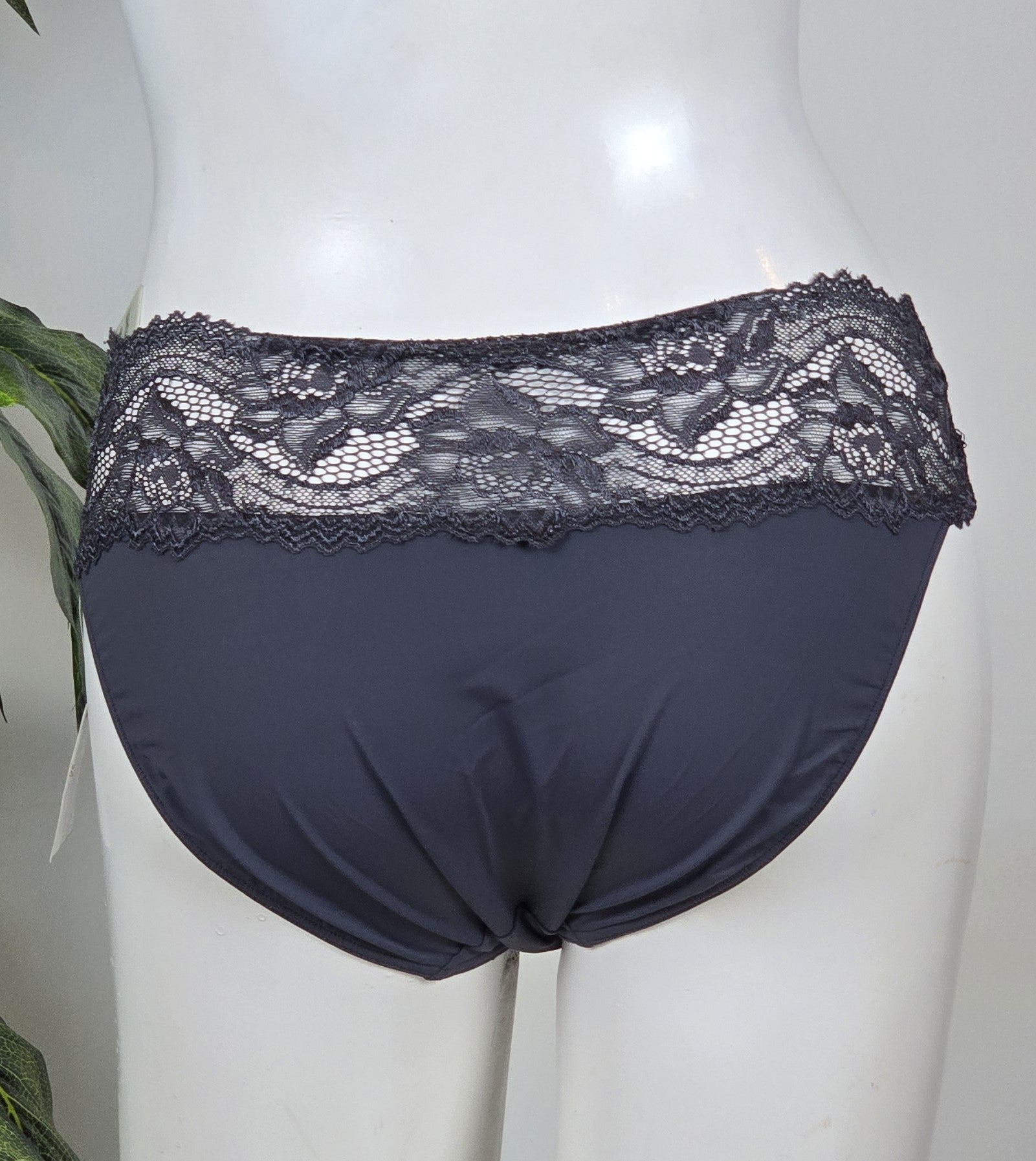 M&S Low Rise Lace Trim Bandeau High Leg Knickers