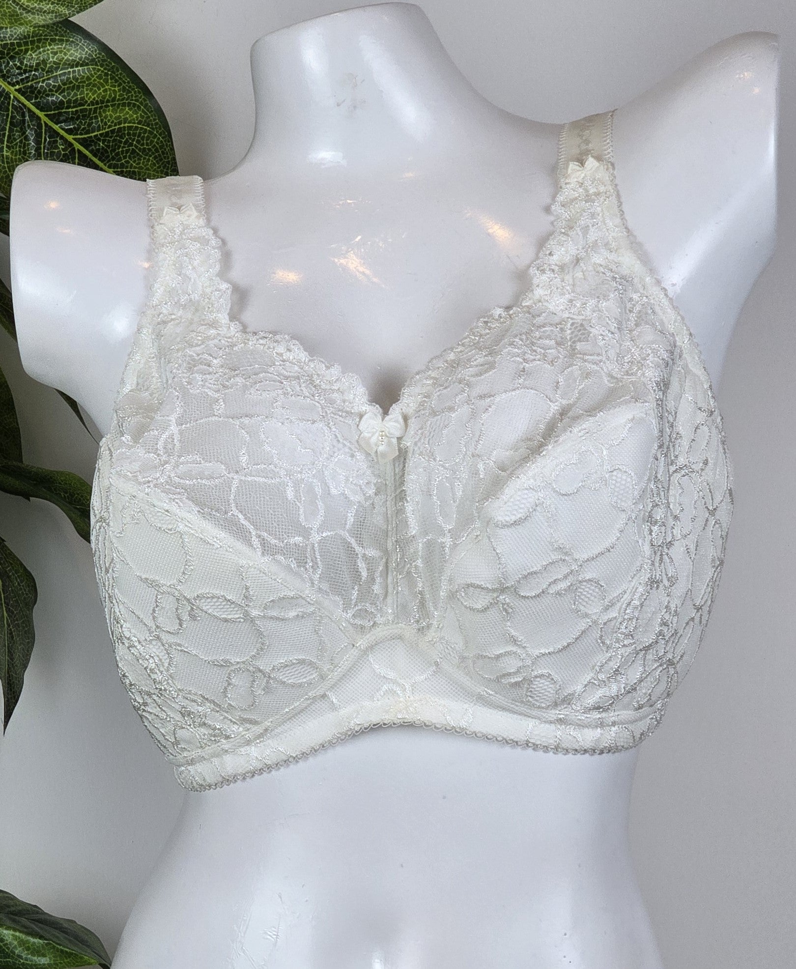 M&S Total Support All Over Lace Non-Wired Half Padded Bra