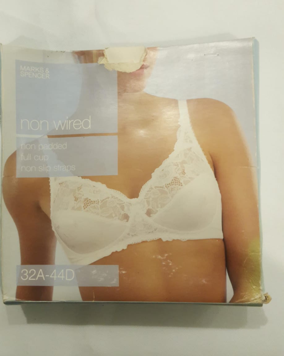 M&S All-Over Lace Non-Wired Padded Bra